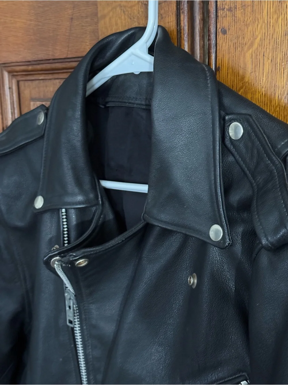 Leather Biker Motorcycle Jacket. Measurements in pics. Excellent